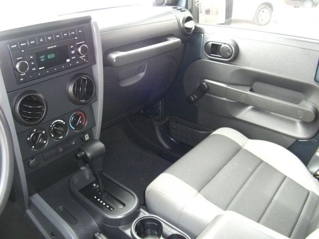 Jeep Wrangler 2007 photo 2