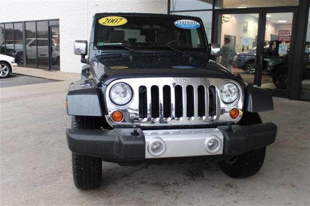 Jeep Wrangler 4WD SLE Sport Utility