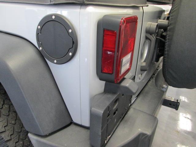 Jeep Wrangler 2007 photo 12