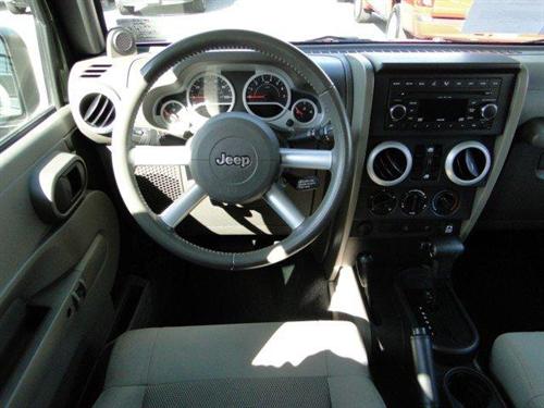 Jeep Wrangler 2008 photo 2