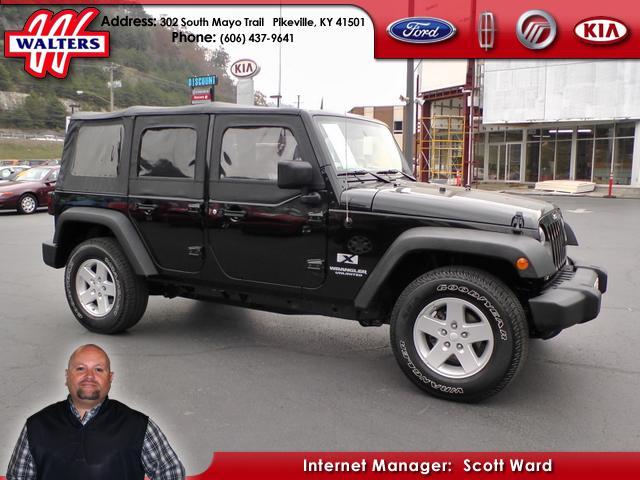 Jeep Wrangler 3500 15 Passenger Sport Utility