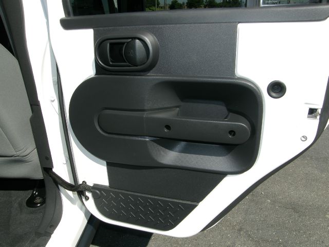 Jeep Wrangler 2008 photo 16