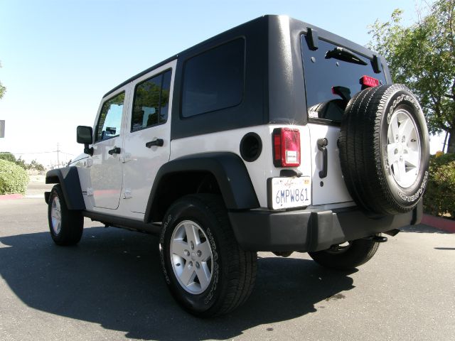 Jeep Wrangler 2008 photo 28