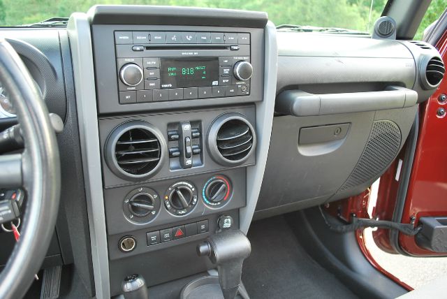 Jeep Wrangler 2008 photo 12