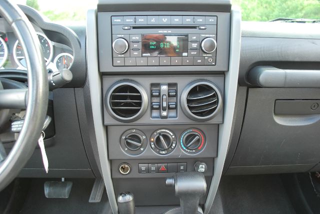 Jeep Wrangler 2008 photo 2