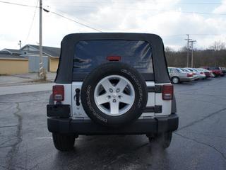 Jeep Wrangler 2008 photo 2