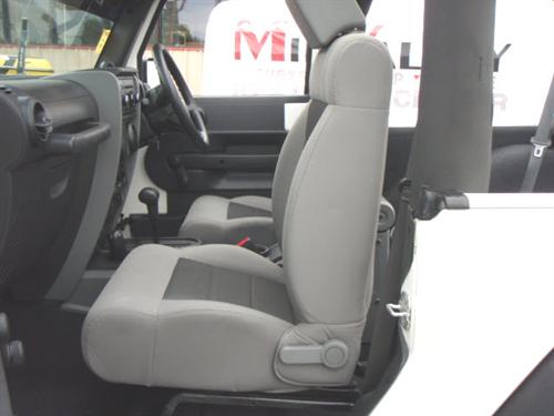 Jeep Wrangler 2008 photo 2