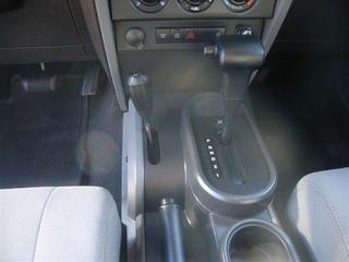 Jeep Wrangler 2008 photo 2