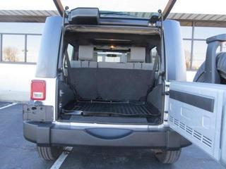 Jeep Wrangler 2008 photo 2