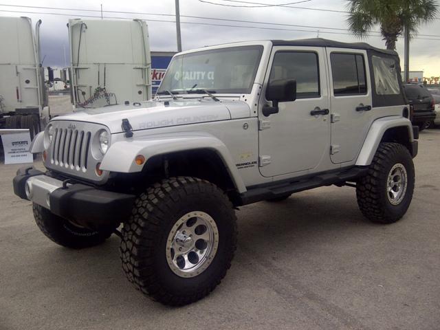 Jeep Wrangler HB Manual SPEC (natl) Sport Utility