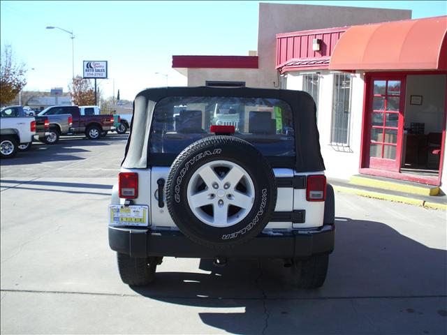 Jeep Wrangler 2008 photo 2