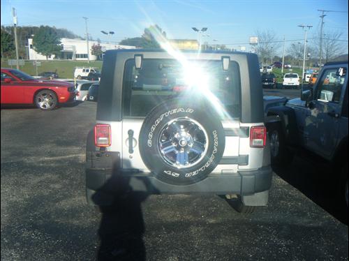 Jeep Wrangler 2008 photo 2