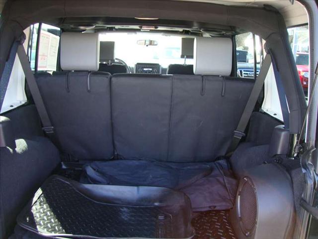 Jeep Wrangler 2010 photo 2