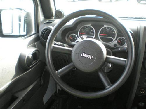 Jeep Wrangler 2010 photo 3