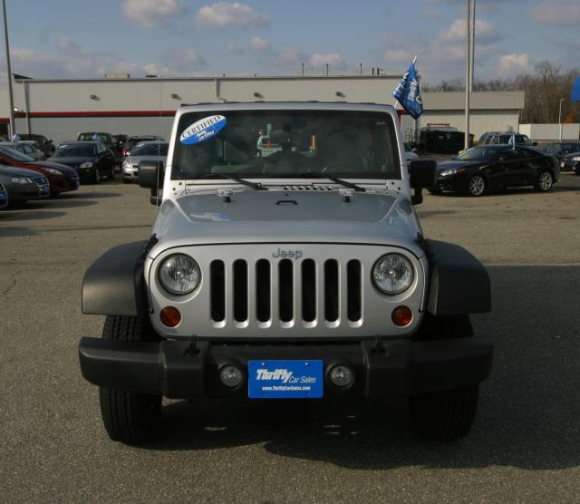 Jeep Wrangler 2010 photo 2