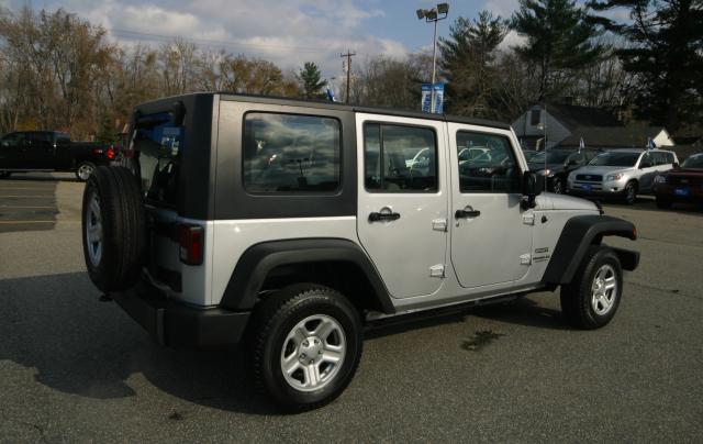 Jeep Wrangler 2010 photo 5
