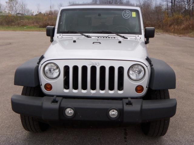 Jeep Wrangler 2010 photo 3