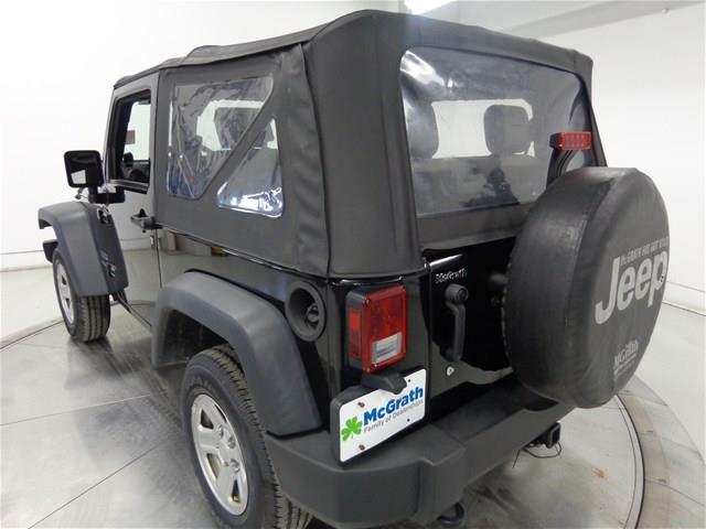 Jeep Wrangler 2010 photo 4