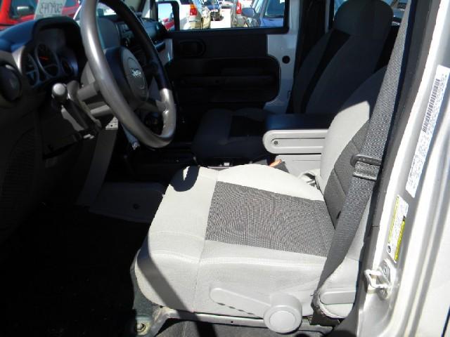 Jeep Wrangler 2010 photo 5