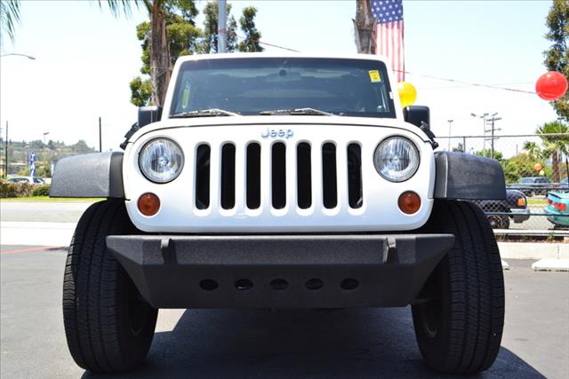 Jeep Wrangler 2010 photo 4