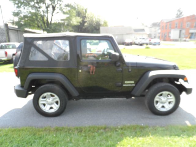 Jeep Wrangler 2010 photo 1