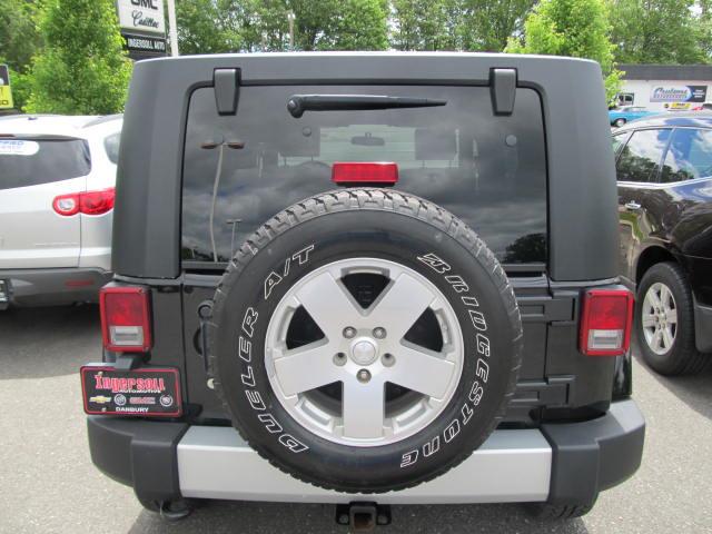 Jeep Wrangler 2010 photo 2