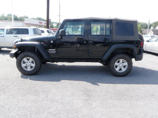 Jeep Wrangler 2010 photo 1