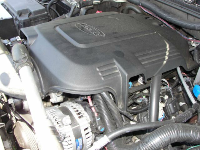 Jeep Wrangler ALL Wheel Drive - NEW Tires SUV