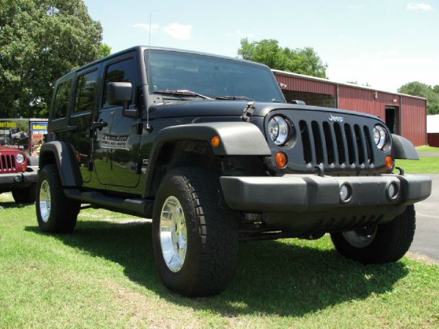 Jeep Wrangler 2010 photo 2