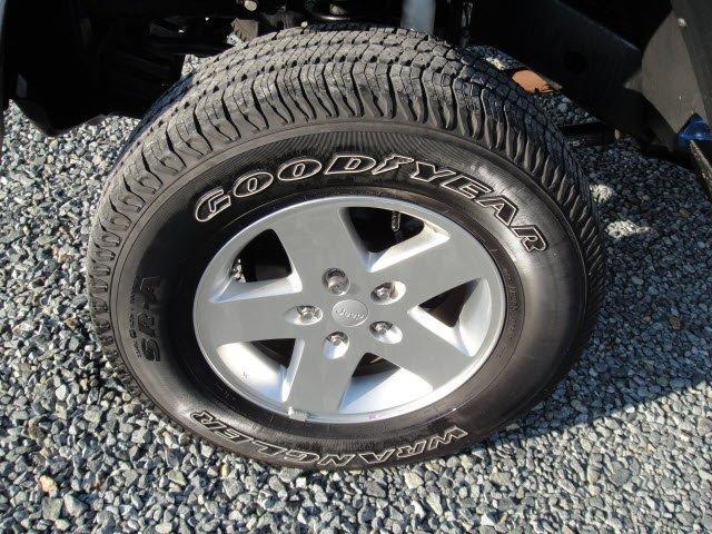 Jeep Wrangler 2010 photo 4