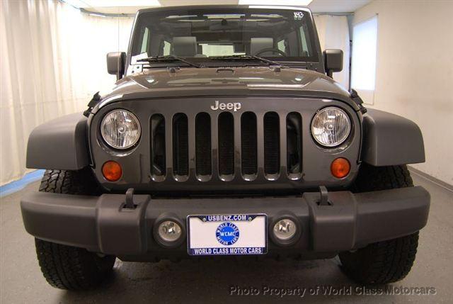 Jeep Wrangler 2010 photo 1