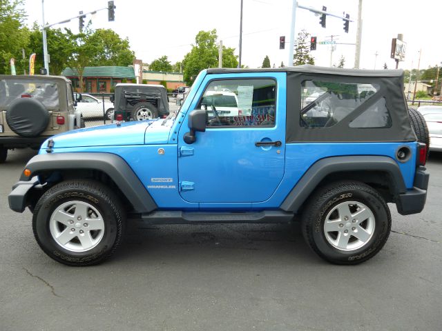 Jeep Wrangler 2010 photo 13