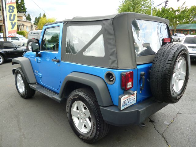 Jeep Wrangler 2010 photo 8