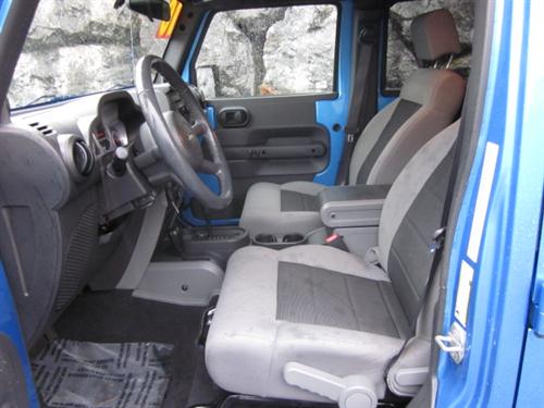Jeep Wrangler 2010 photo 3