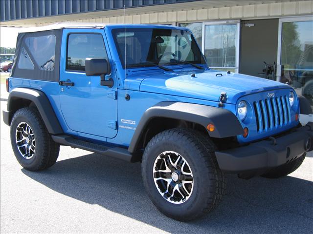 Jeep Wrangler 2010 photo 2