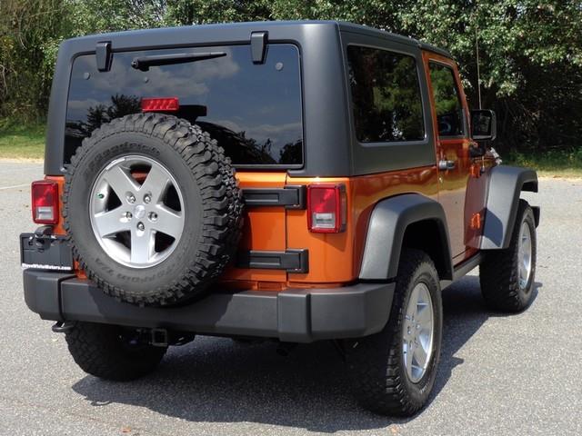 Jeep Wrangler 2011 photo 2