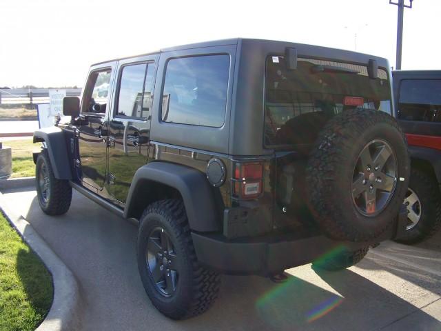 Jeep Wrangler 2011 photo 2