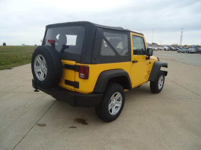 Jeep Wrangler 2011 photo 1