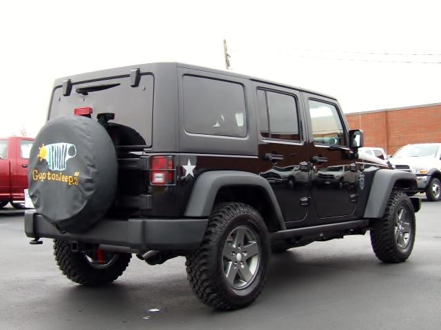 Jeep Wrangler 2011 photo 3