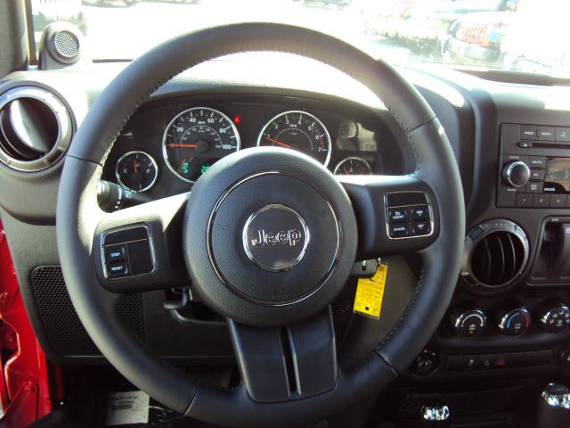 Jeep Wrangler 2011 photo 5