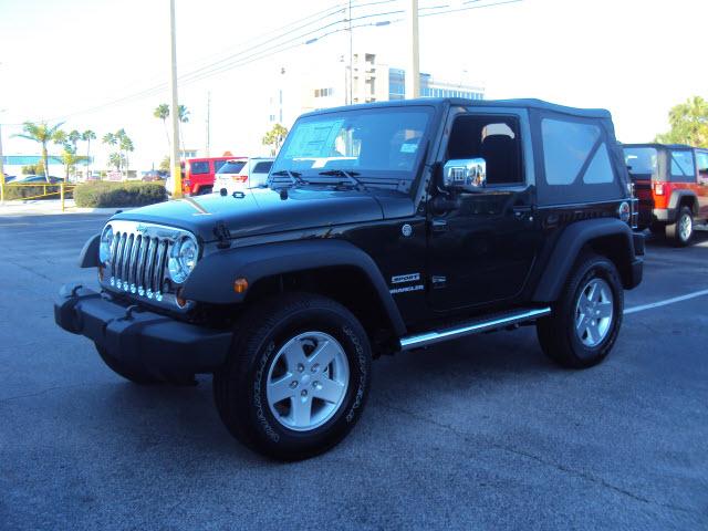 Jeep Wrangler 2011 photo 2