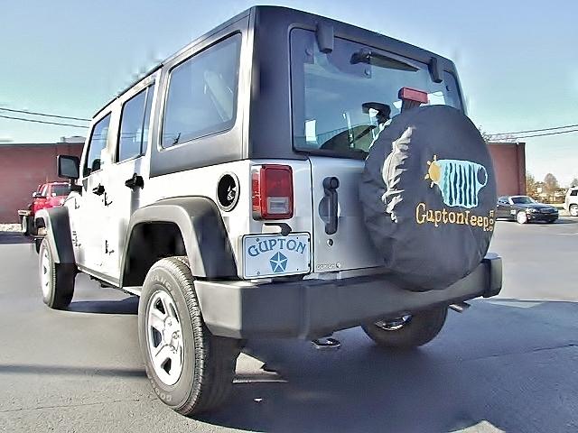 Jeep Wrangler 2011 photo 3