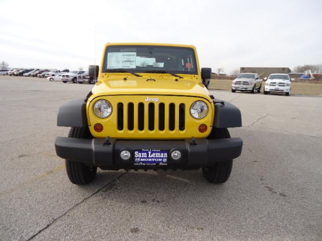 Jeep Wrangler 2011 photo 3