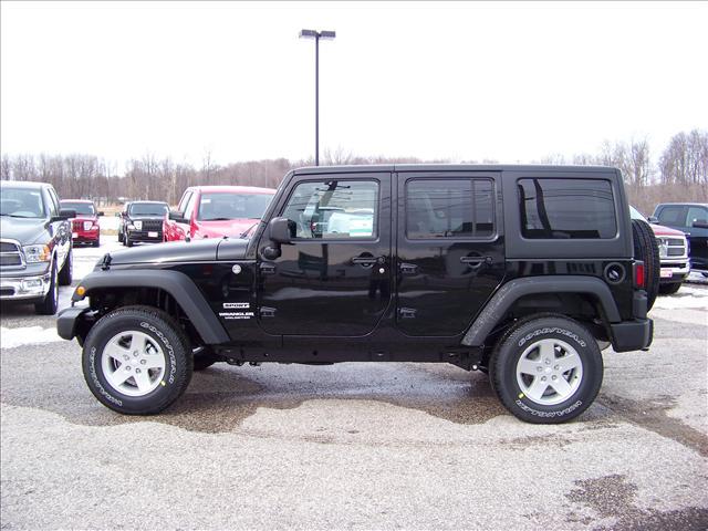 Jeep Wrangler 2011 photo 1