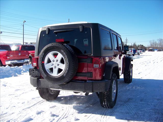 Jeep Wrangler 2011 photo 2