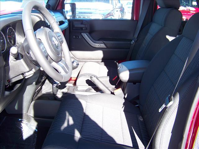 Jeep Wrangler 2011 photo 5