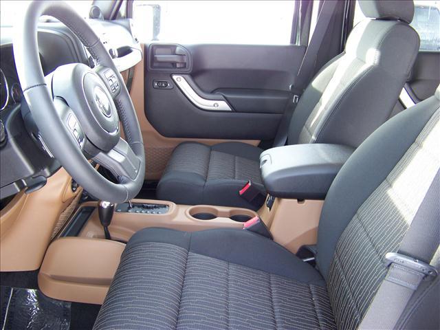Jeep Wrangler 2011 photo 5