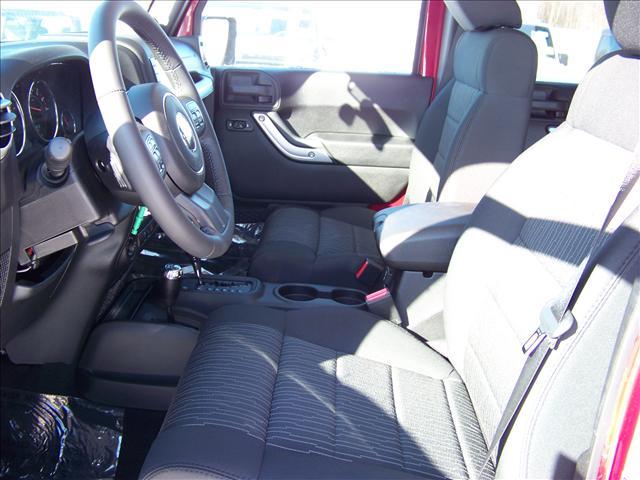 Jeep Wrangler 2011 photo 5