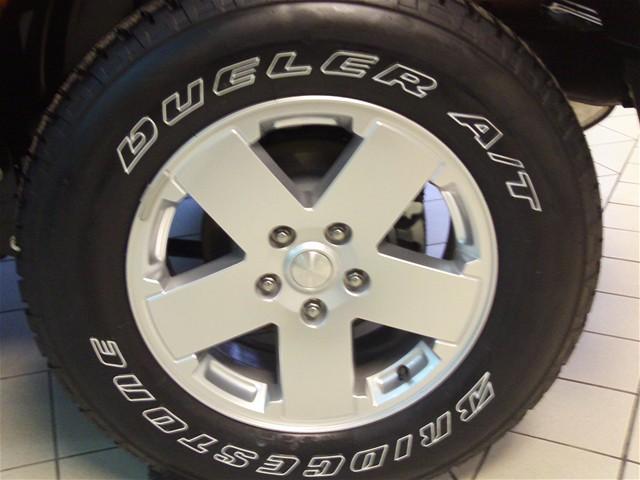 Jeep Wrangler 2011 photo 5