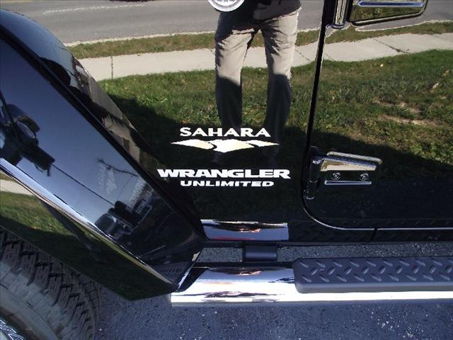 Jeep Wrangler 2011 photo 3